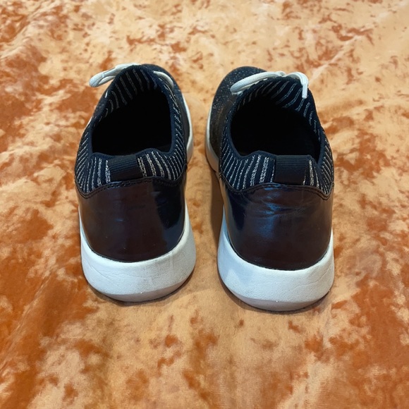 Johnston & Murphy tennis shoes😍 - Picture 6 of 7